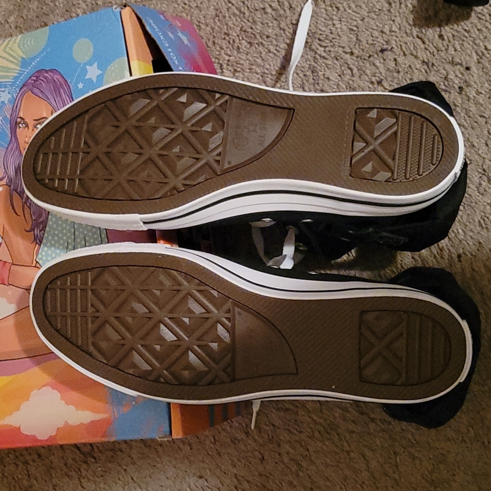 converse - Picture 5 of 5